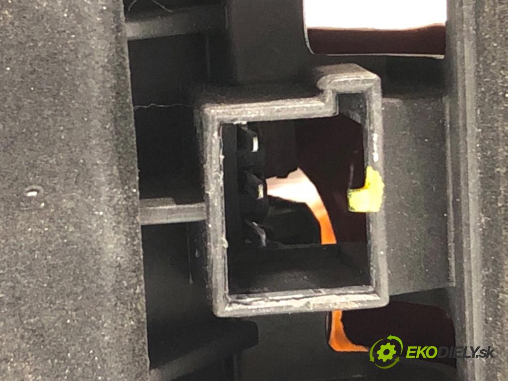 VW SHARAN nadwozie wielkoprzestrzenne (MPV) 2013 130 kW 2.0 TDI 1968 světlo pravý zadní část 7N0945096G