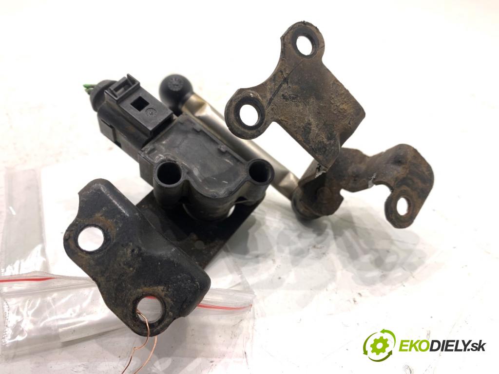 VW SHARAN nadwozie wielkoprzestrzenne (MPV) 2013 130 kW 2.0 TDI 1968 snímač ÚROVEŇ: XENON zadní část levý 1T0907503B