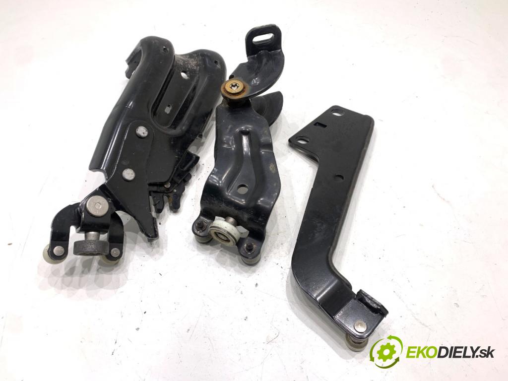 VW SHARAN nadwozie wielkoprzestrzenne (MPV) 2013 130 kW 2.0 TDI 1968 kladky dveře posúvne levé 7N0843435D 7N0843335G