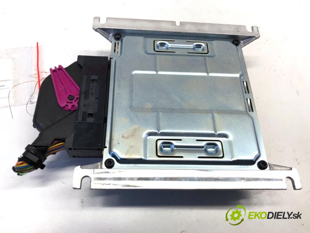 VW SHARAN nadwozie wielkoprzestrzenne (MPV) 2013 130 kW 2.0 TDI 1968 zesilovač 5K0035456C (Zesilovač)