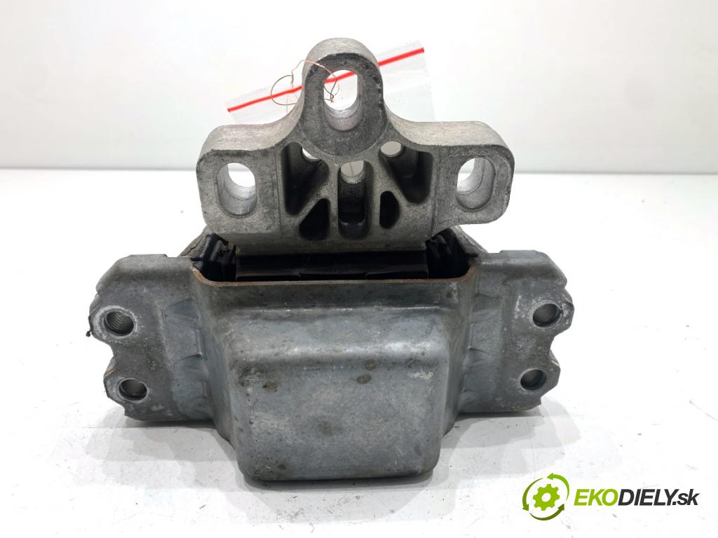 VW SHARAN nadwozie wielkoprzestrzenne (MPV) 2013 130 kW 2.0 TDI 1968 AirBag motora levý