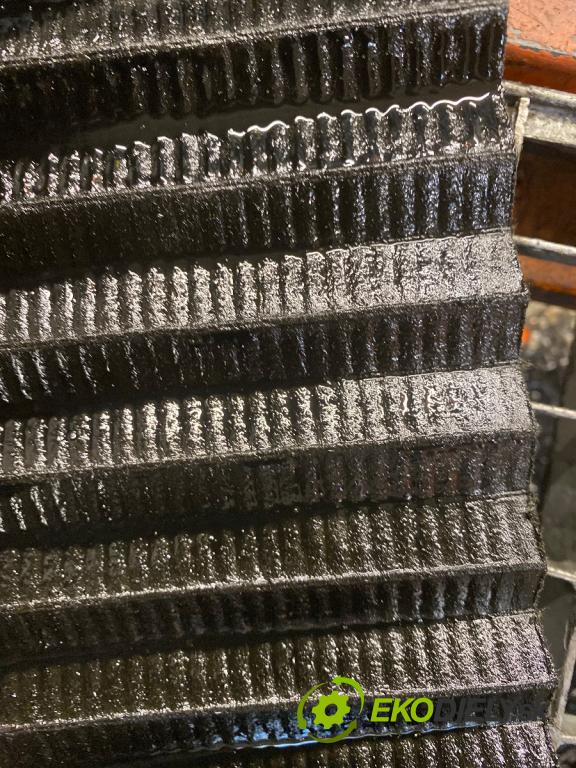 AUDI Q8 SUV 2018 210 kW 50 TDI Mild Hybrid quattro 2967 Motor DHXA (Motor)