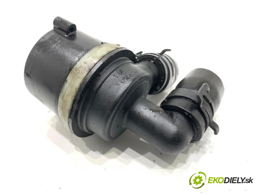 VW TIGUAN SUV 2013 81 kW 2.0 TDI 1968 DALŠÍ: pumpa vody 5N0965561A (Vodní pumpa)