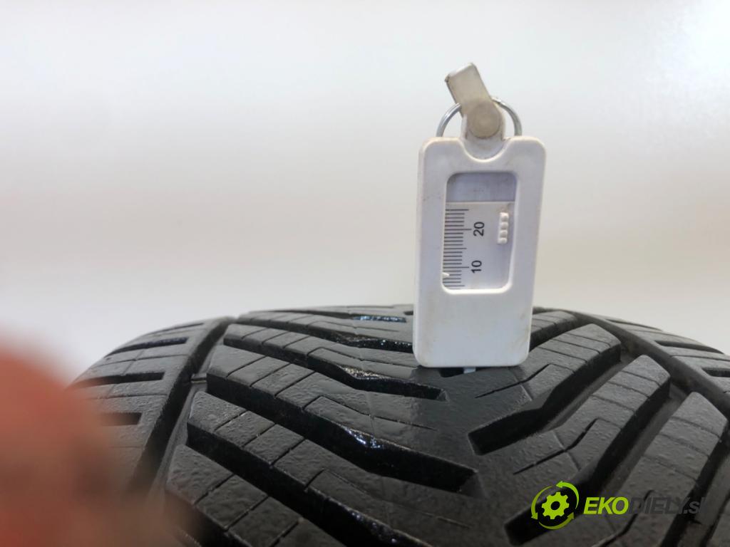 --- ---      PNEUMATIKA: VÍCENÁ SEZÓNA: 235/50 18" KORMORAN