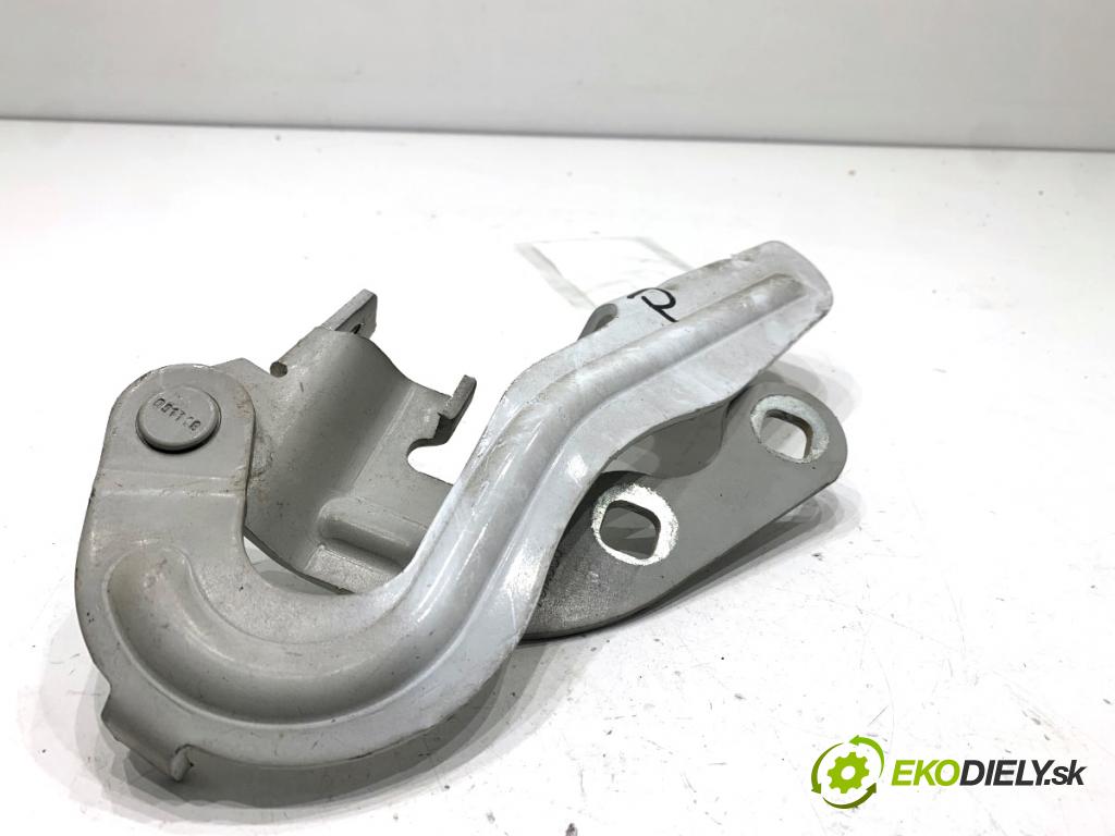 FORD TRANSIT COURIER Nadwozie pełne/minivan 2018 74 kW 1.0 EcoBoost 998 závěs kapoty pravý přední část ET7616800AB