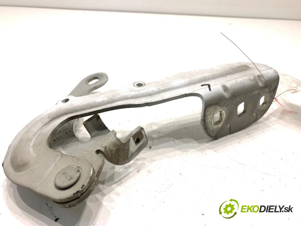 FORD TRANSIT COURIER Nadwozie pełne/minivan 2018 74 kW 1.0 EcoBoost 998 závěs kapoty levý přední část ET7616801AB