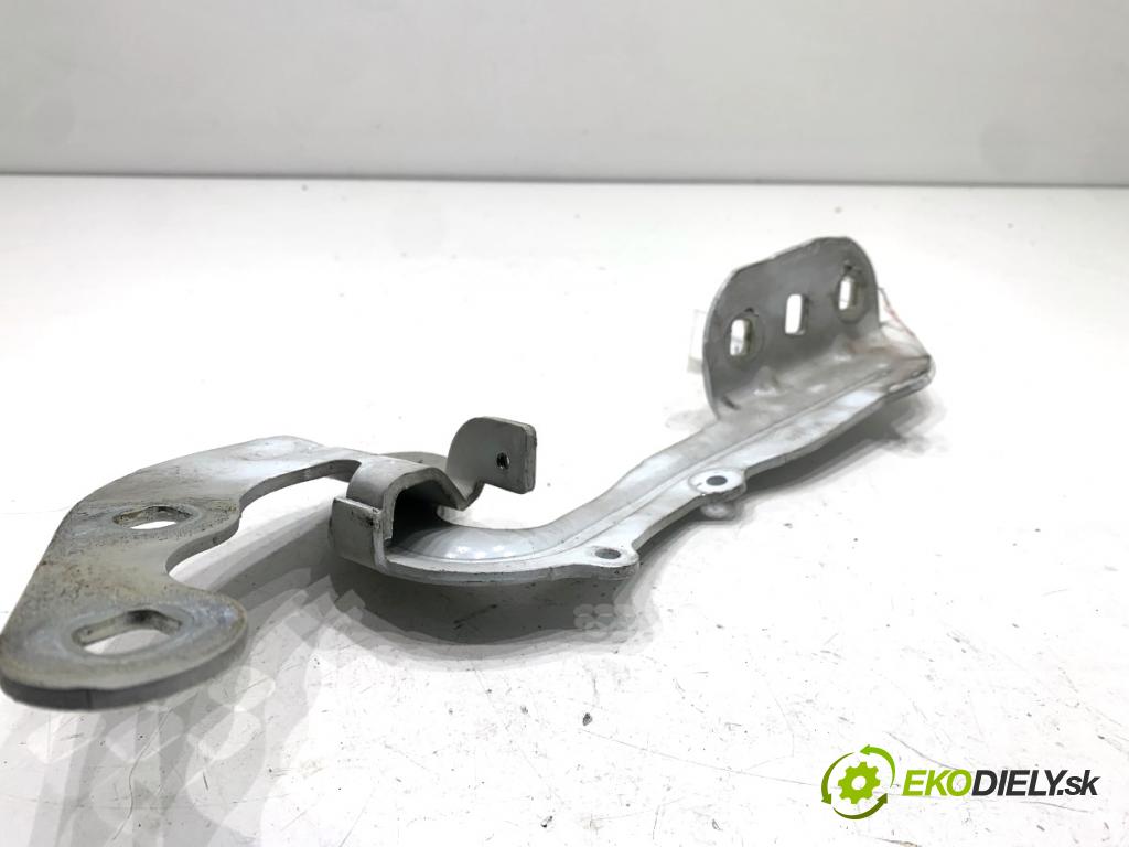 FORD TRANSIT COURIER Nadwozie pełne/minivan 2018 74 kW 1.0 EcoBoost 998 závěs kapoty levý přední část ET7616801AB