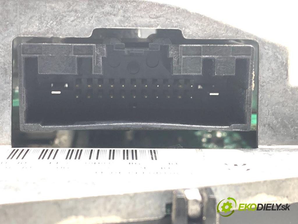 FORD TRANSIT COURIER Nadwozie pełne/minivan 2018 74 kW 1.0 EcoBoost 998 RADIO ET76-18D815-BG (Audio zariadenie)