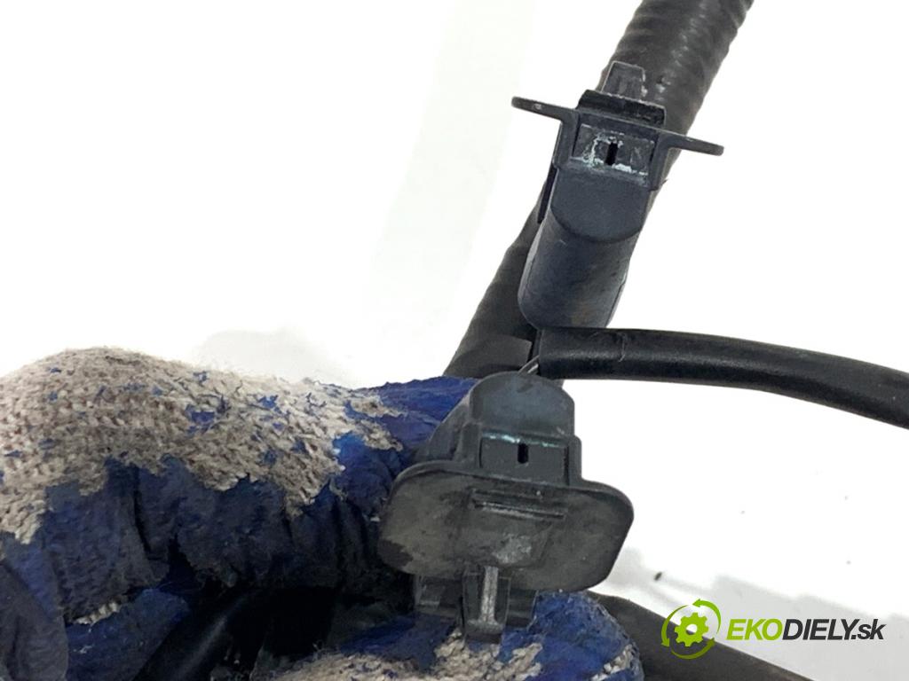 FORD TRANSIT COURIER Nadwozie pełne/minivan 2018 74 kW 1.0 EcoBoost 998 ostrekovač ostrekovačov ET7614297-AE