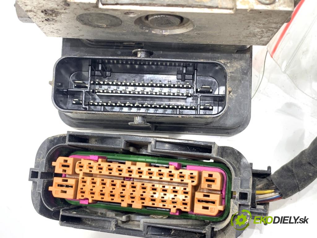 FORD TRANSIT COURIER Nadwozie pełne/minivan 2018 74 kW 1.0 EcoBoost 998 Pumpa ABS JT7614K012AJC (Pumpa ABS)