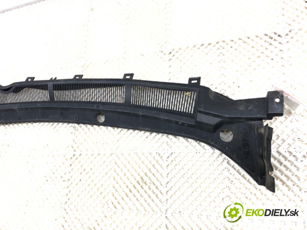 FORD TRANSIT COURIER Nadwozie pełne/minivan 2018 74 kW 1.0 EcoBoost 998 Torpédo, plast pod čelné okno ET76-A02216-AC (Torpédo (plast pod čelným sklom))