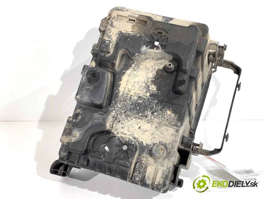 FORD TRANSIT COURIER Nadwozie pełne/minivan 2018 74 kW 1.0 EcoBoost 998 obal akumulátora JT76-10723-A