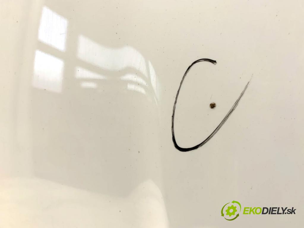 FORD TRANSIT COURIER Nadwozie pełne/minivan 2018 74 kW 1.0 EcoBoost 998 kapota  (Kapota)