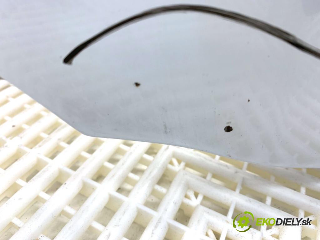 FORD TRANSIT COURIER Nadwozie pełne/minivan 2018 74 kW 1.0 EcoBoost 998 kapota  (Kapota)