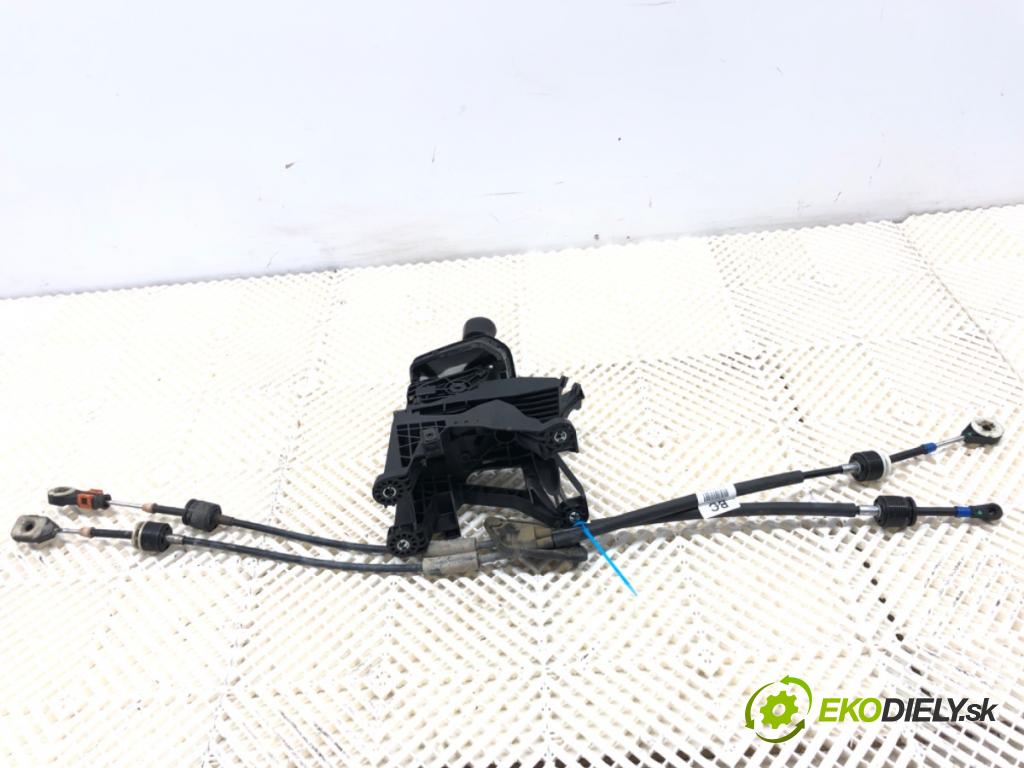 FORD TRANSIT COURIER Nadwozie pełne/minivan 2018 74 kW 1.0 EcoBoost 998 Kulisa JT7R-7C453-BTC (Rýchlostná páka (kulisa))