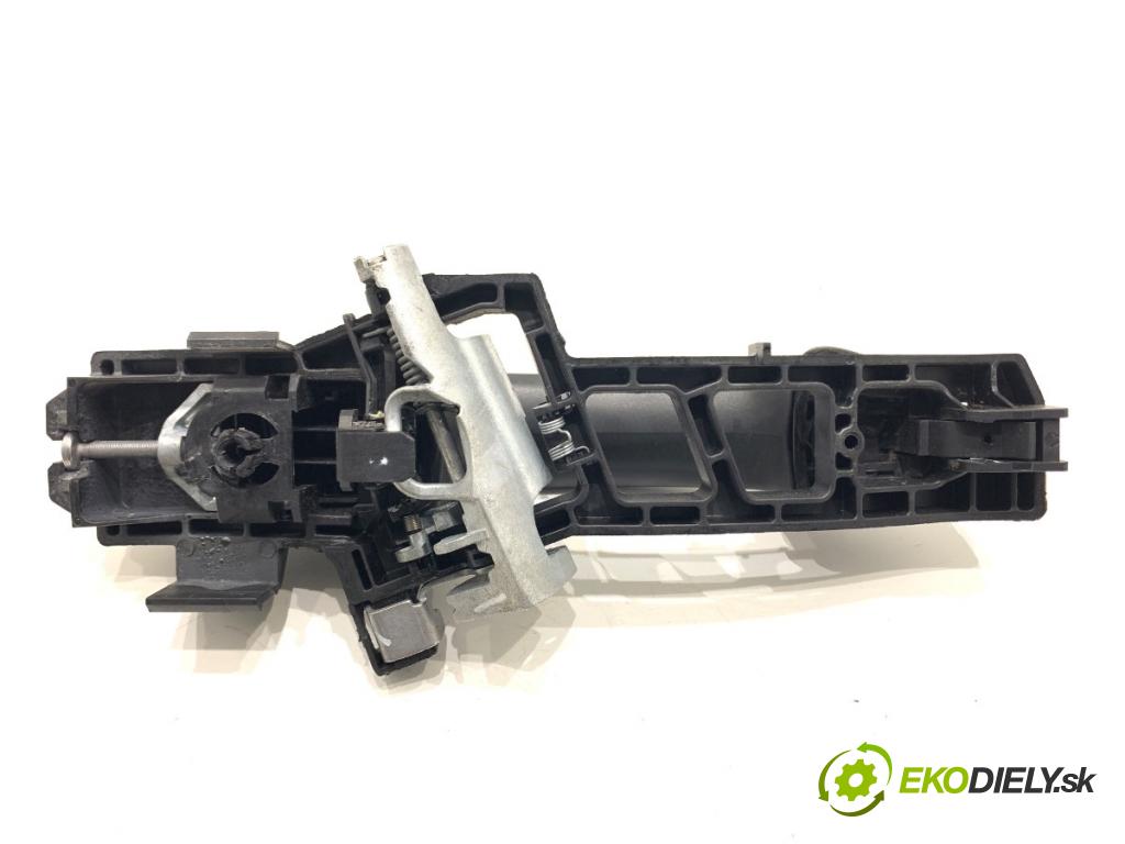 FORD TRANSIT COURIER Nadwozie pełne/minivan 2018 74 kW 1.0 EcoBoost 998 klika vnejší pravý přední část