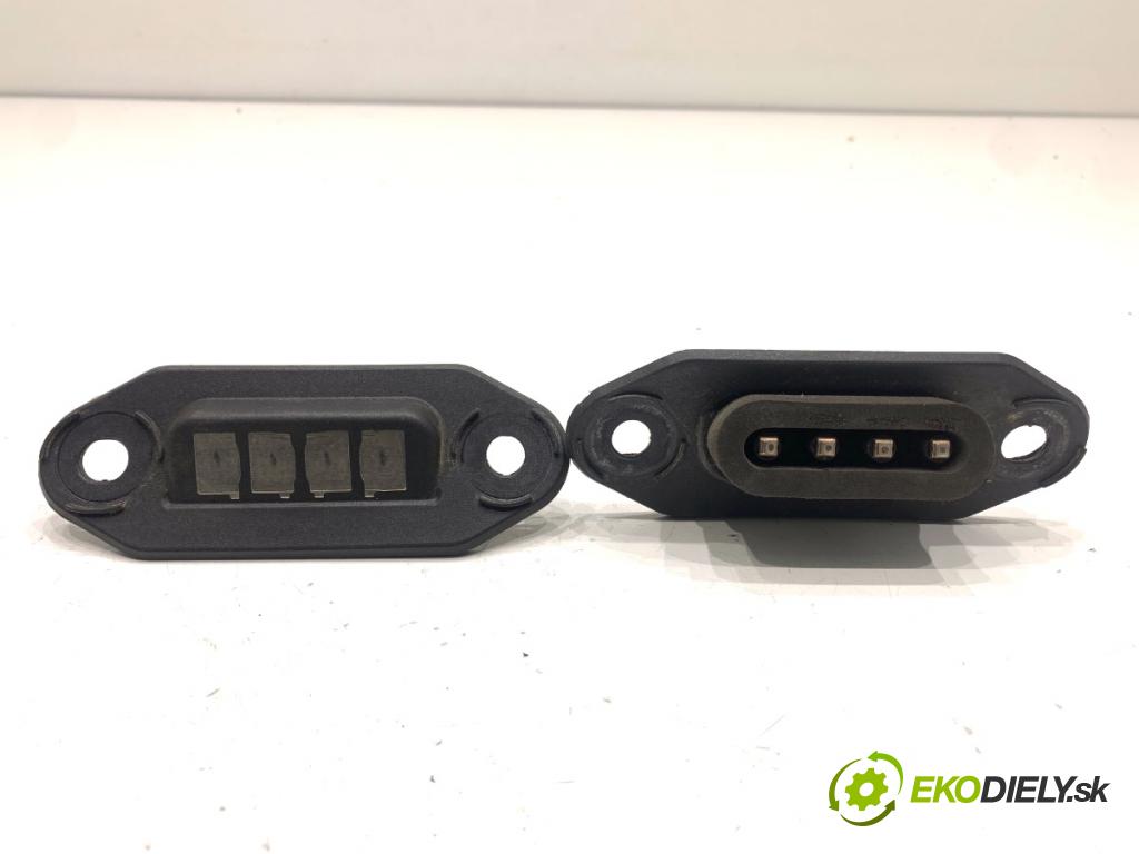 FORD TRANSIT COURIER Nadwozie pełne/minivan 2018 74 kW 1.0 EcoBoost 998 spínač dveře posúvne pravý ET76-14A658-CB