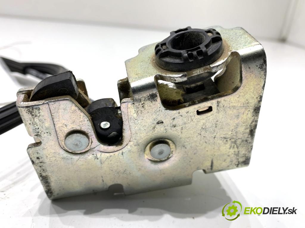 FORD TRANSIT COURIER Nadwozie pełne/minivan 2018 74 kW 1.0 EcoBoost 998 zámok zad pravy ET76A43200AH