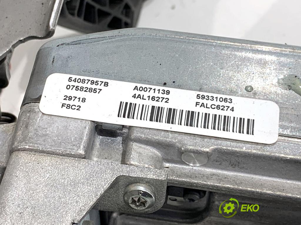 FORD TRANSIT COURIER Nadwozie pełne/minivan 2018 74 kW 1.0 EcoBoost 998 Pumpa servočerpadlo AY113C529GD (Servočerpadlo)