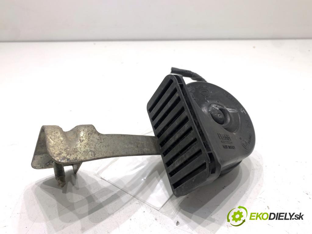 FORD TRANSIT COURIER Nadwozie pełne/minivan 2018 74 kW 1.0 EcoBoost 998 klaksón JT76-13802-BA