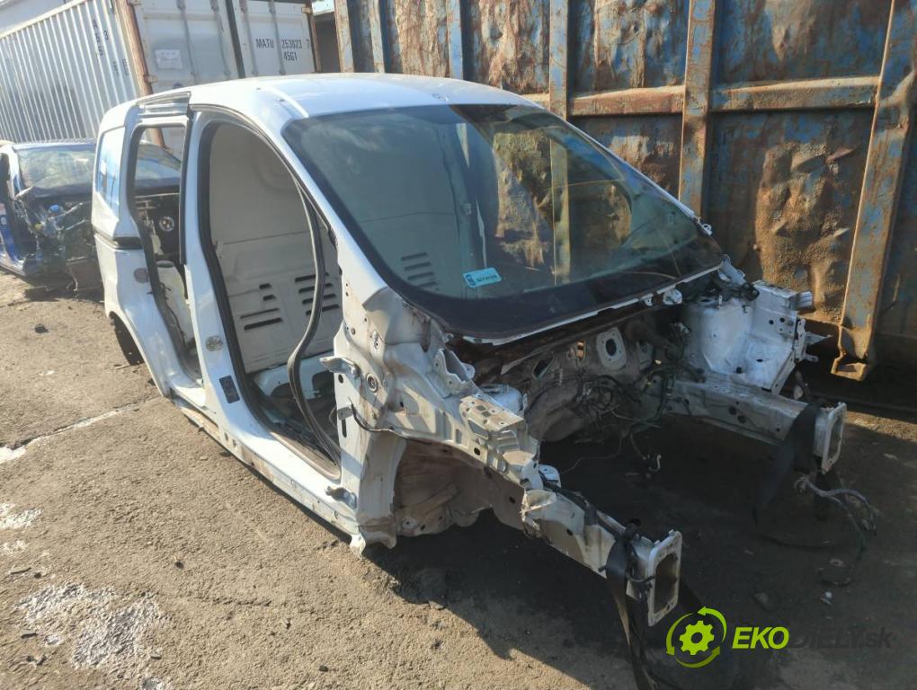 FORD TRANSIT COURIER Nadwozie pełne/minivan 2018 74 kW 1.0 EcoBoost 998 karoséria ČTVRŤÁK: Blatník prah strecha PODŁUŻNICA 