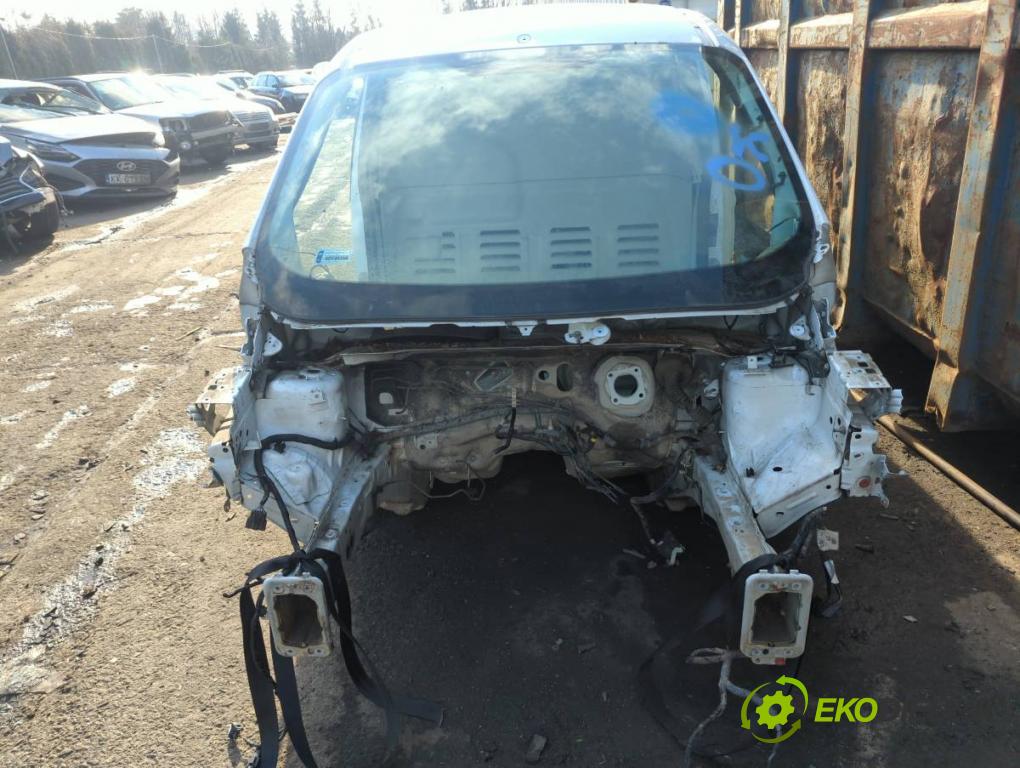 FORD TRANSIT COURIER Nadwozie pełne/minivan 2018 74 kW 1.0 EcoBoost 998 karoséria ČTVRŤÁK: Blatník prah strecha PODŁUŻNICA