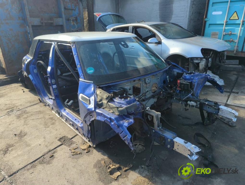 MINI CLUBMAN F54 Kombi 2019 100 kW Cooper 1499 karoséria ČTVRŤÁK: Blatník prah strecha PODŁUŻNICA 