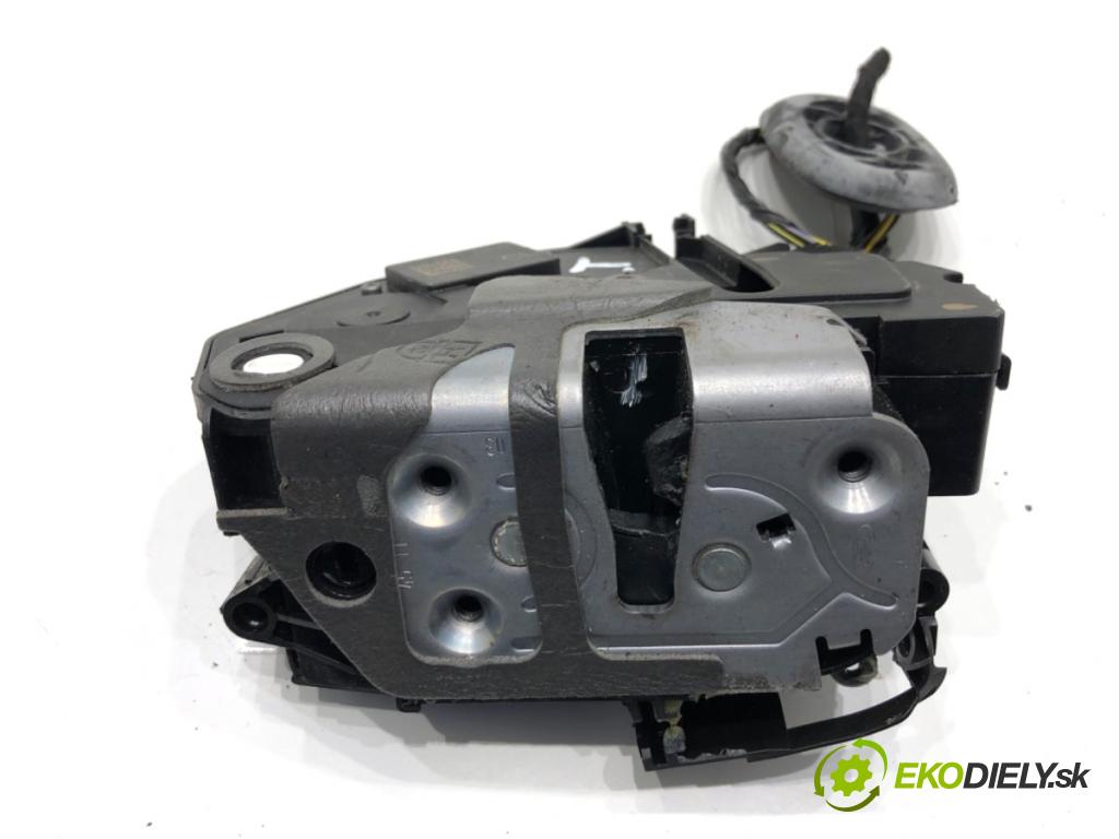FORD FIESTA MK7 liftback 2012 71 kW 1.4 1388 zámok dveře levý zadní část 8A6A-A26413-AG