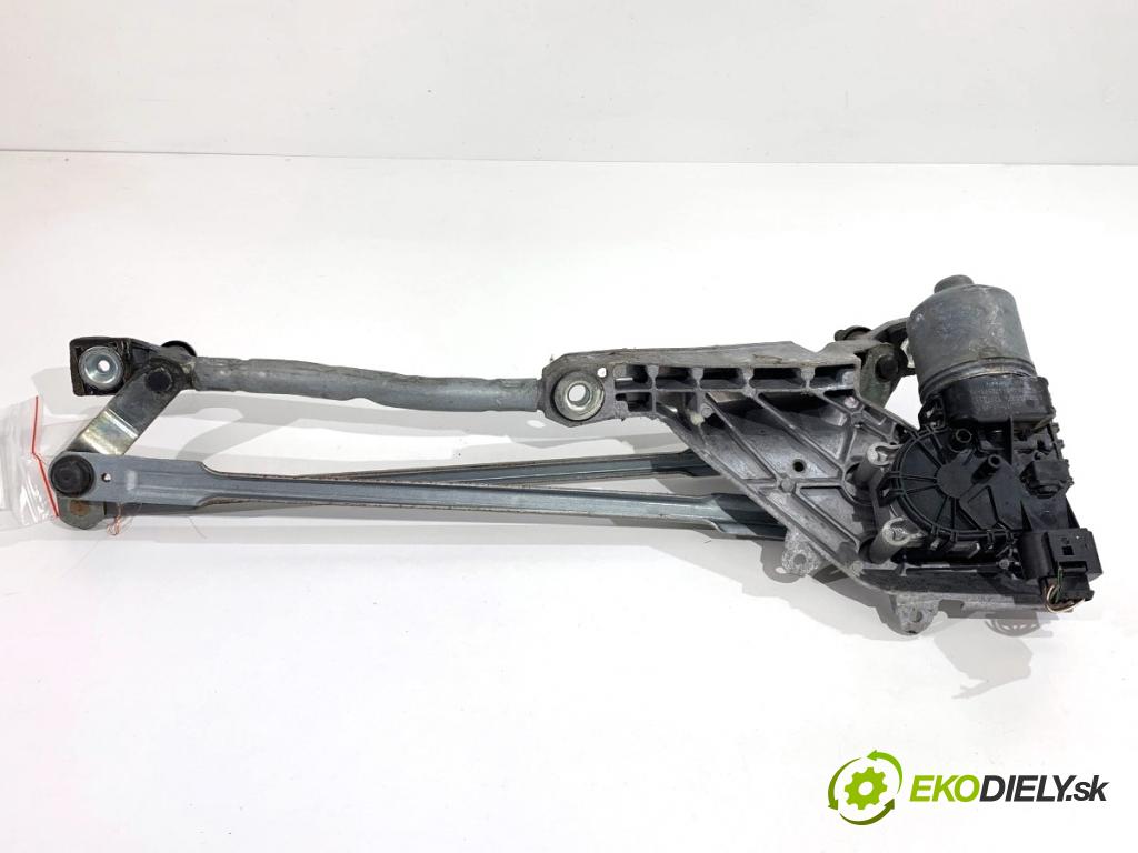 FORD FIESTA MK7 liftback 2012 71 kW 1.4 1388 Mechanizmus stieračov predný 8A61-17B571-AB (Motorček stieračov predný)