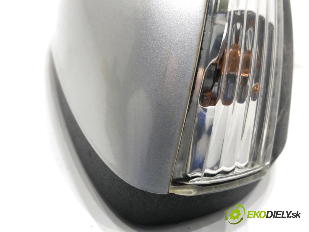 FORD FIESTA MK7 liftback 2012 71 kW 1.4 1388 zpětné zrcátko pravý