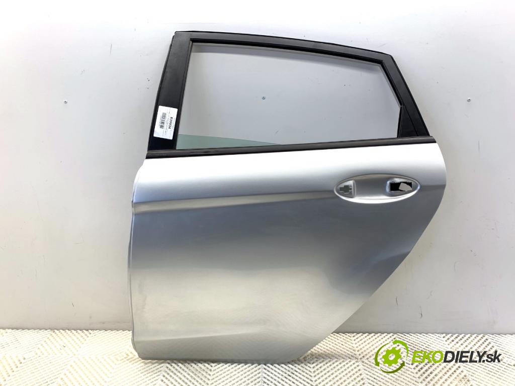 FORD FIESTA MK7 liftback 2012 71 kW 1.4 1388 dveře levý zadní část 