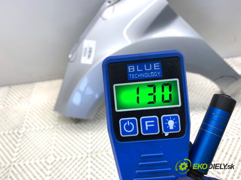 FORD FIESTA MK7 liftback 2012 71 kW 1.4 1388 blatník levý přední část