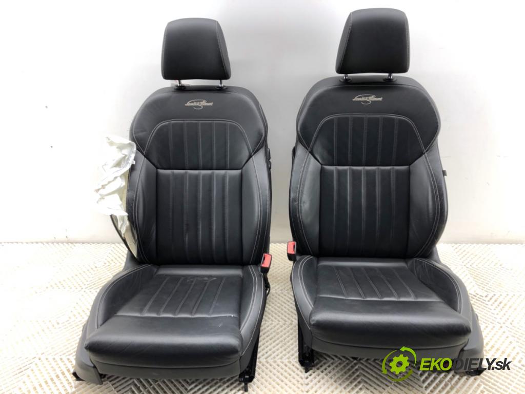 SKODA SUPERB III Kombi 2020 160 kW 1.4 TSI iV 1395 sedadla sedačky sedadlo boční