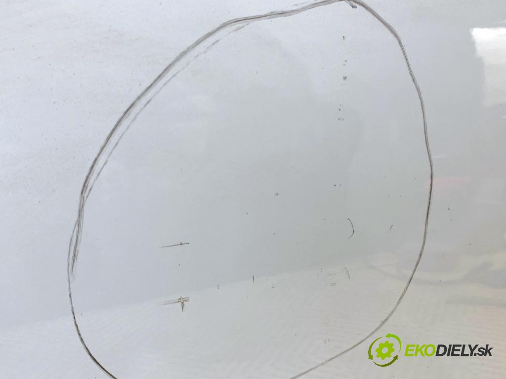 SKODA SUPERB III Kombi 2020 160 kW 1.4 TSI iV 1395 dveře levý přední část