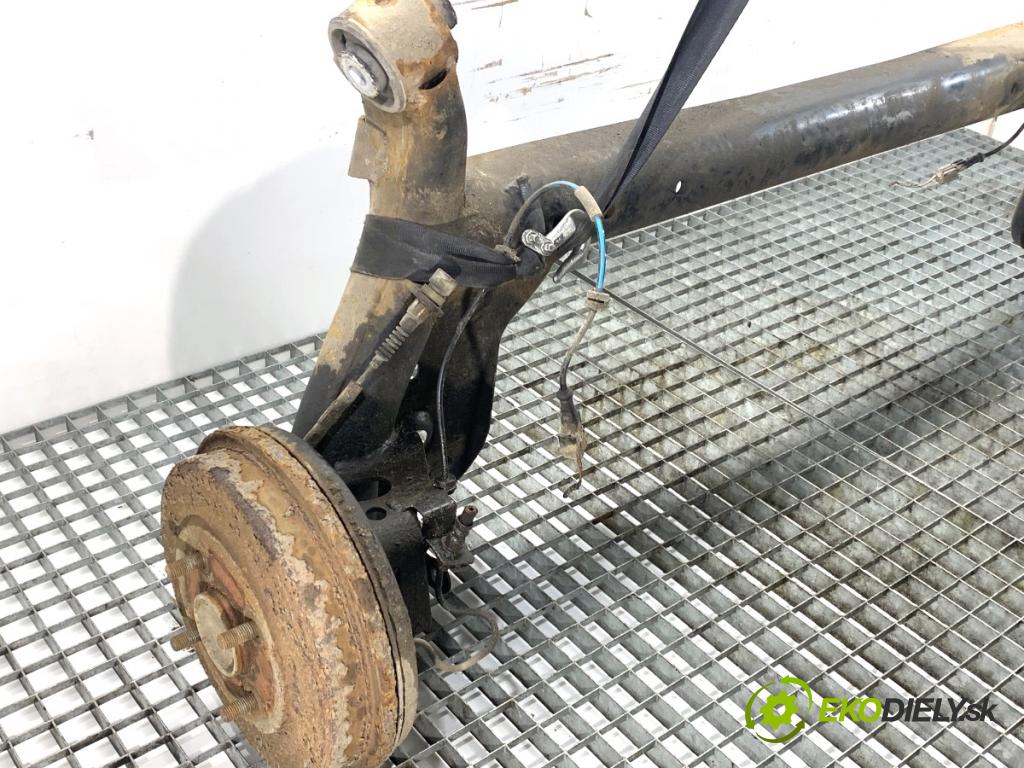 FORD TRANSIT COURIER Nadwozie pełne/minivan 2018 74 kW 1.0 EcoBoost 998 výztuha zadní část