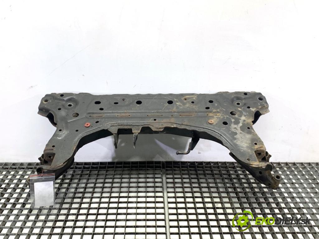 FORD TRANSIT COURIER Nadwozie pełne/minivan 2018 74 kW 1.0 EcoBoost 998 výztuha pod motor  (Přední výztuha)