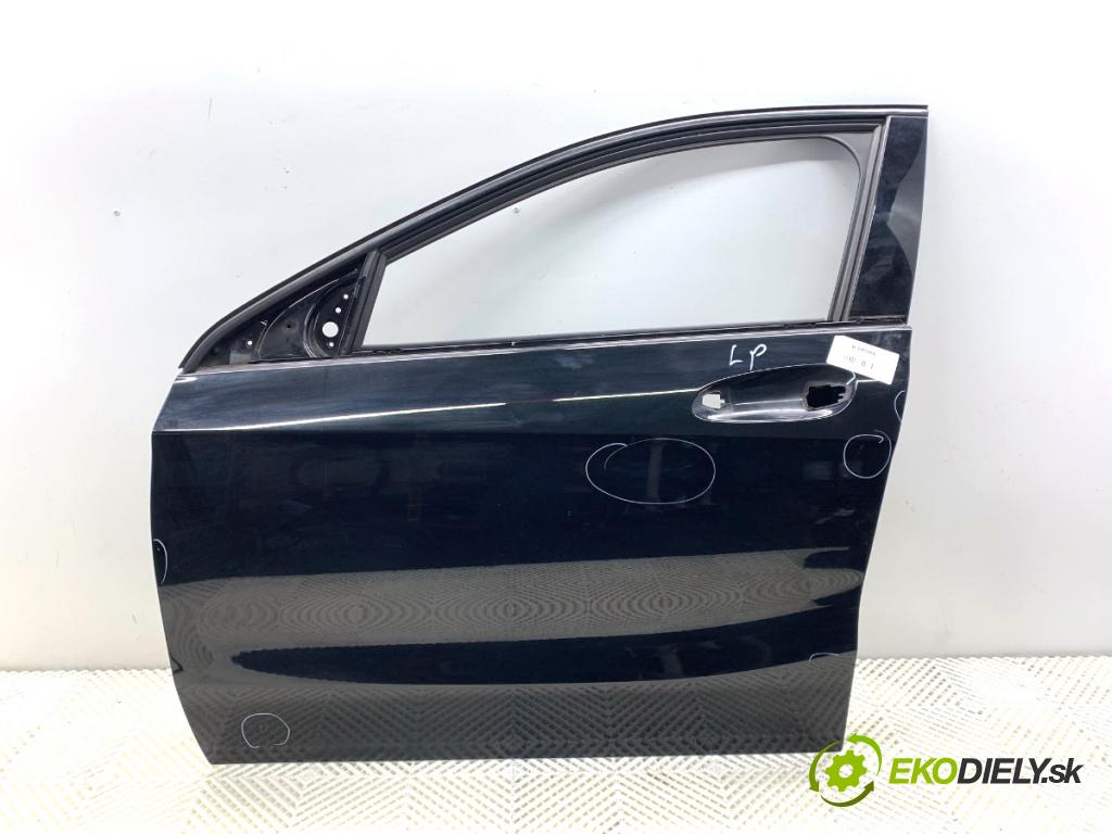 MERCEDES-BENZ W176 liftback 2015 90 kW A 180 (176.042) 1595 dveře levý přední část 