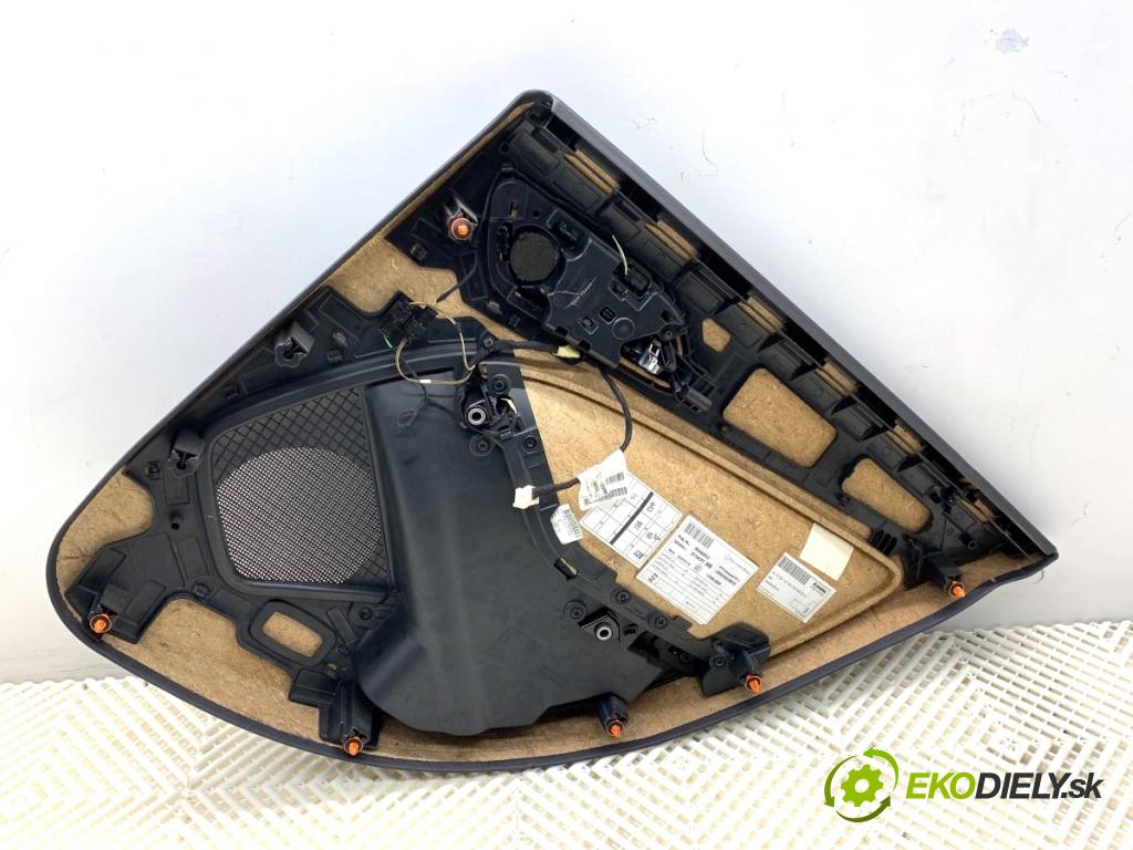 MERCEDES-BENZ W176 liftback 2015 90 kW A 180 (176.042) 1595 ča dveře levý zadní část AMG