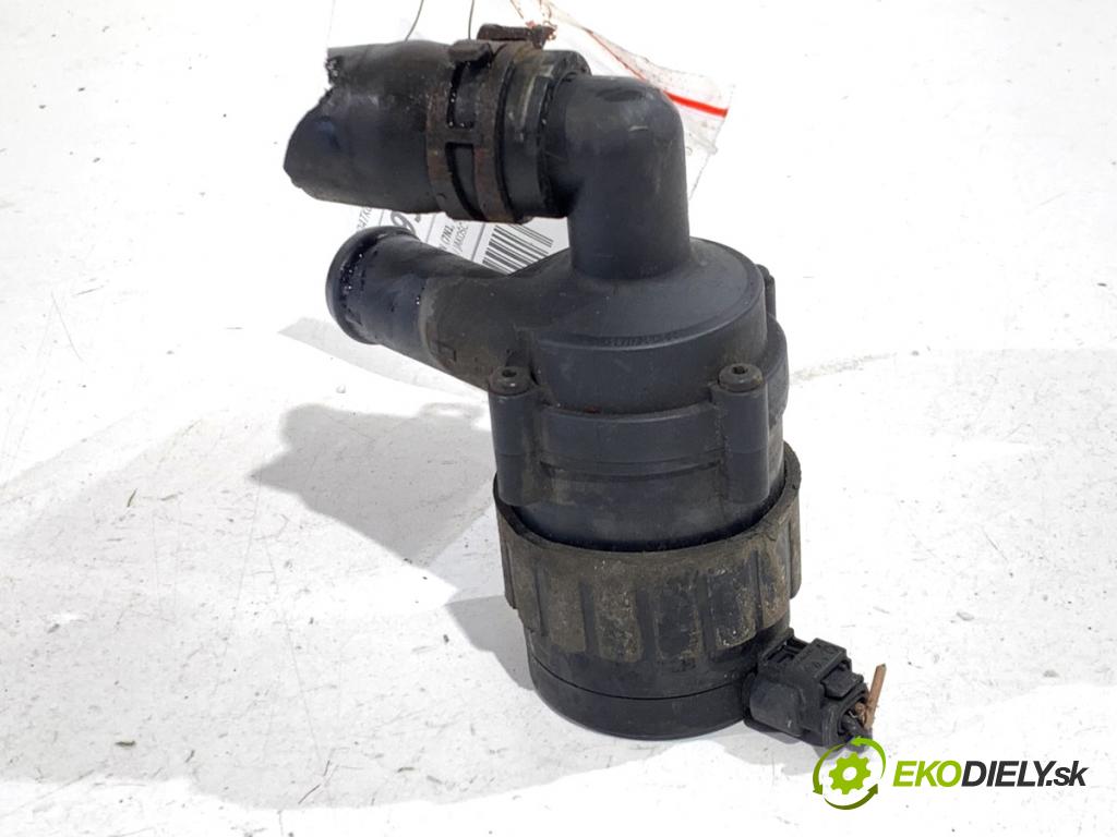 VW SHARAN nadwozie wielkoprzestrzenne (MPV) 2013 130 kW 2.0 TDI 1968 DALŠÍ: pumpa vody 9020876A (Vodní pumpa)