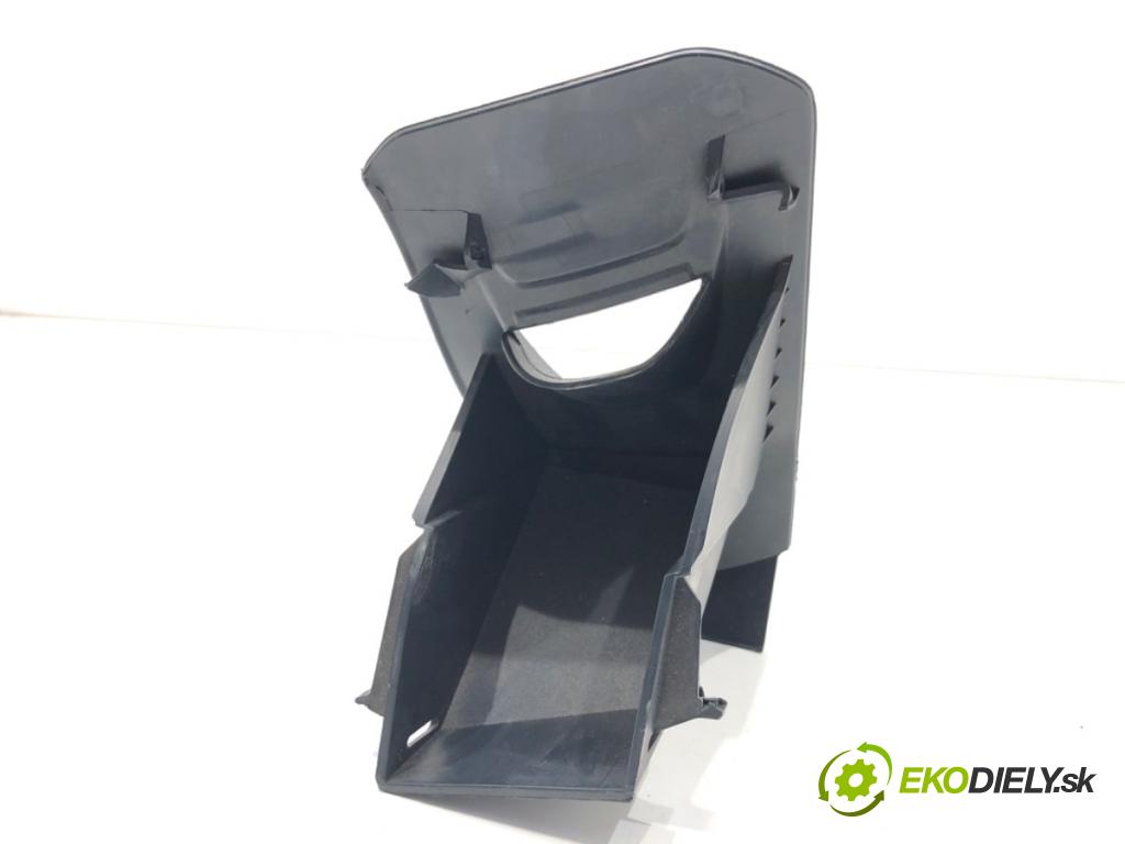 FORD FIESTA MK7 liftback 2012 71 kW 1.4 1388 přihrádka kastlík volantu