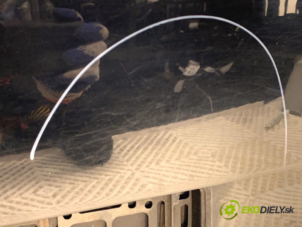 KIA OPTIMA sedan 2012 100 kW 1.7 CRDi 1685 kapota zad