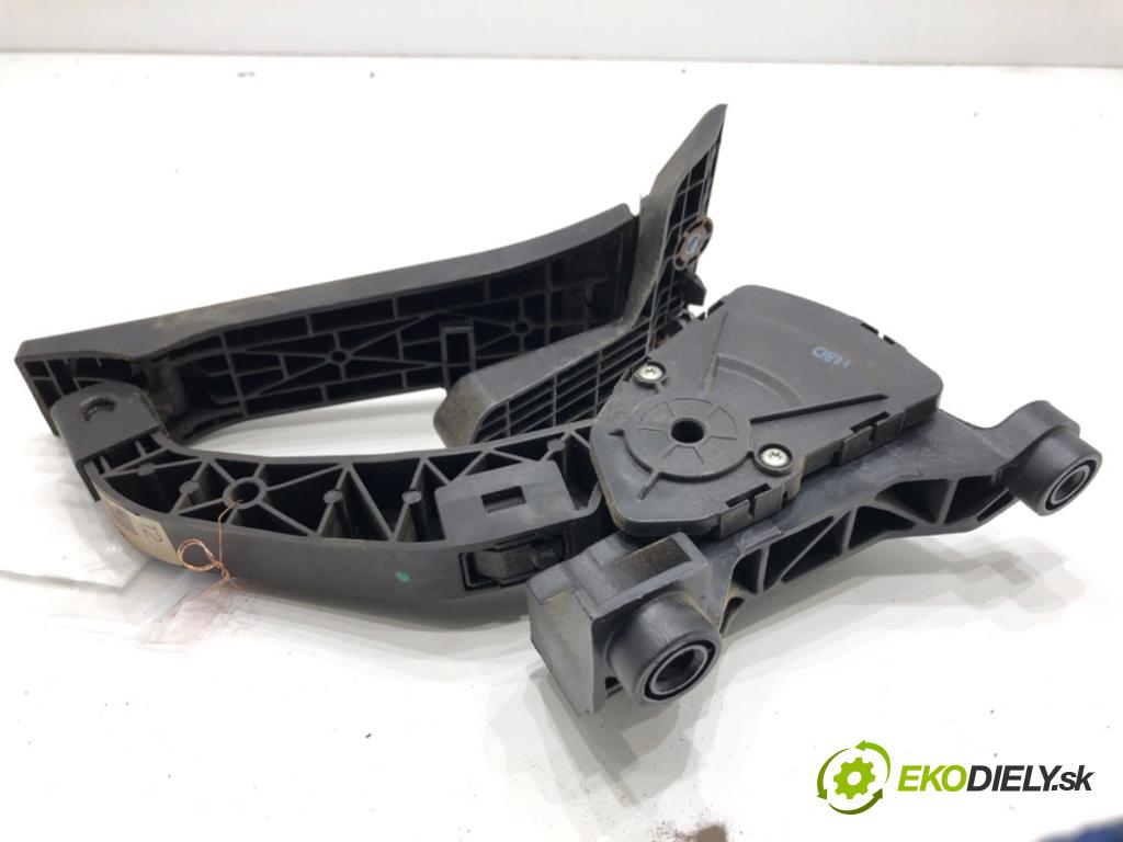 KIA OPTIMA sedan 2012 100 kW 1.7 CRDi 1685 Potenciometer plynu 32726-3R300 (Potenciometer plynového pedálu)