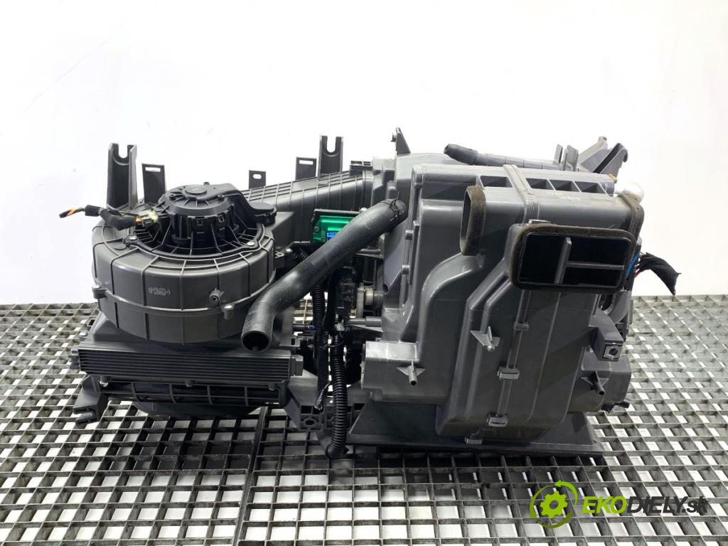 KIA OPTIMA sedan 2012 100 kW 1.7 CRDi 1685 topné těleso radiátor topení komplet KOMBAJN  (Radiátor topení)