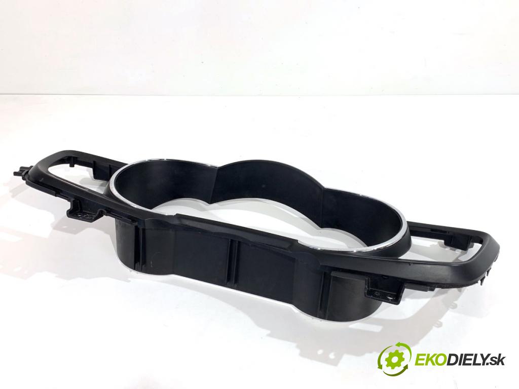 KIA OPTIMA sedan 2012 100 kW 1.7 CRDi 1685 lišty kryt 84830-2T100 2T847-83100 (Lišta)