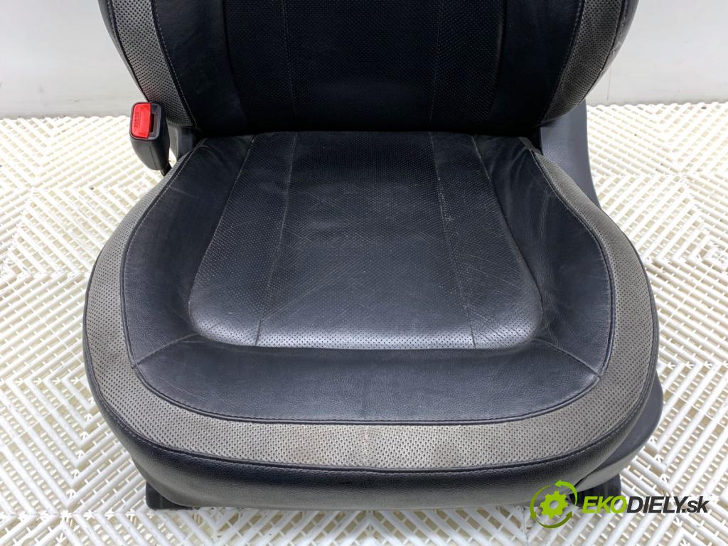 KIA OPTIMA sedan 2012 100 kW 1.7 CRDi 1685 Sedadlo ľavy predný