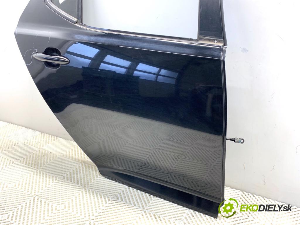 KIA OPTIMA sedan 2012 100 kW 1.7 CRDi 1685 dveře pravý zadní část