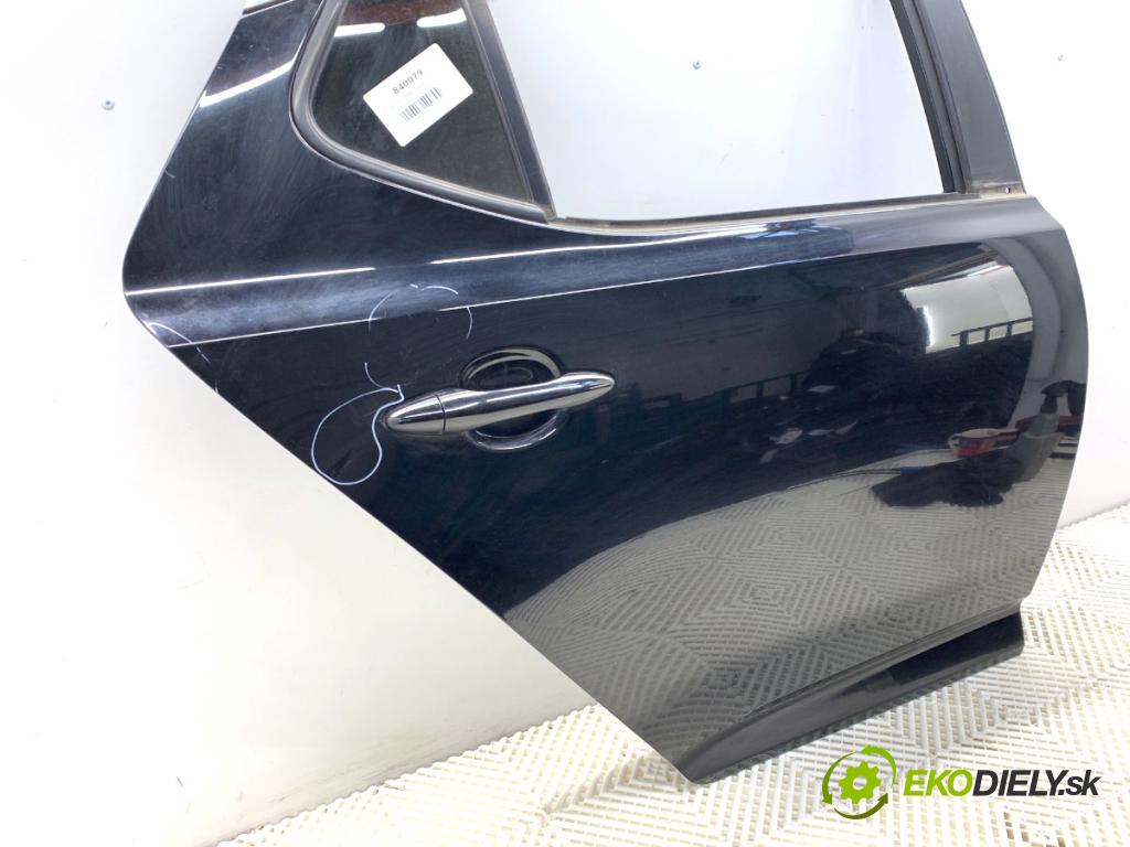 KIA OPTIMA sedan 2012 100 kW 1.7 CRDi 1685 dveře pravý zadní část