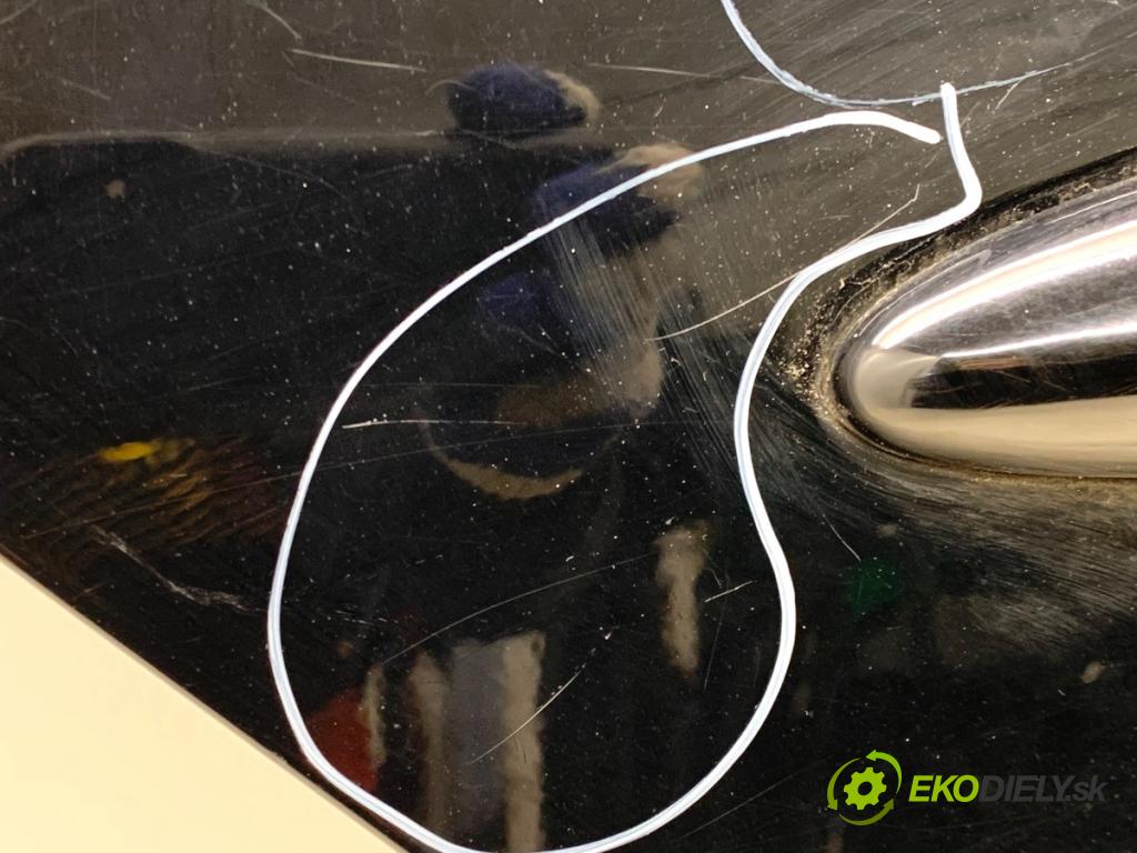 KIA OPTIMA sedan 2012 100 kW 1.7 CRDi 1685 dveře pravý zadní část