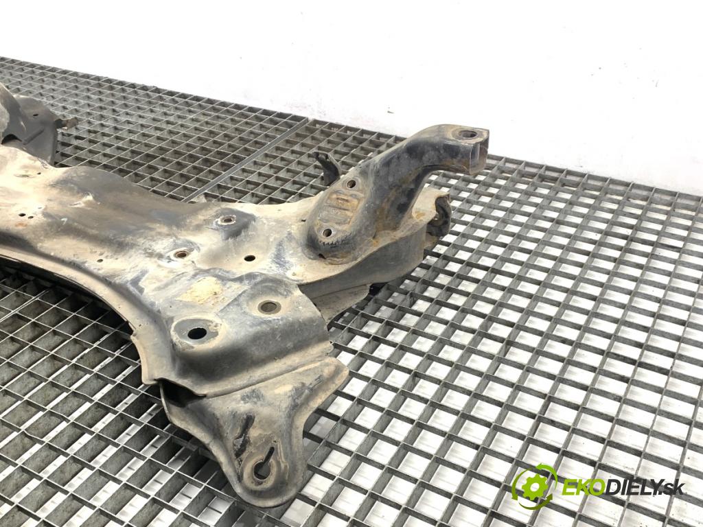 KIA OPTIMA sedan 2012 100 kW 1.7 CRDi 1685 výztuha pod motor  (Přední výztuha)