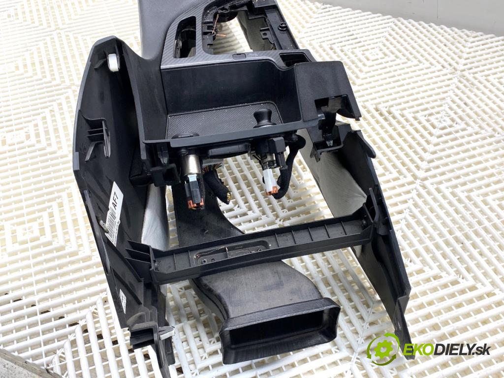 KIA OPTIMA sedan 2012 100 kW 1.7 CRDi 1685 Tunel stredový opierka 84610-2T060